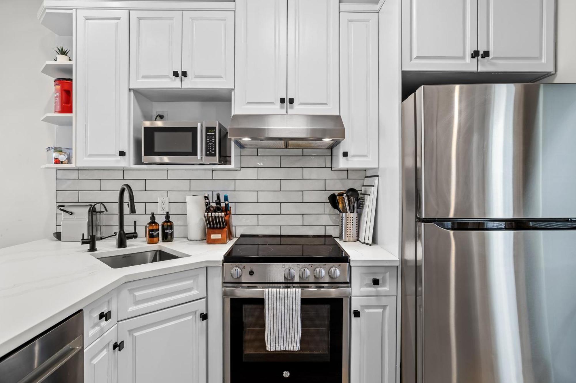 Apartment 2br 2ba Harvie Heights Townhouse Retreat With Views